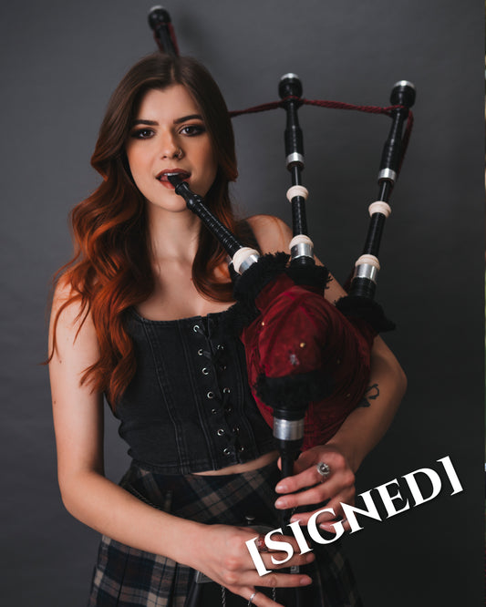 Hand Signed 5x7 Print - Bagpipe Ally